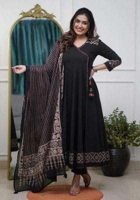 Black Embroidered Cotton Kurta Set
