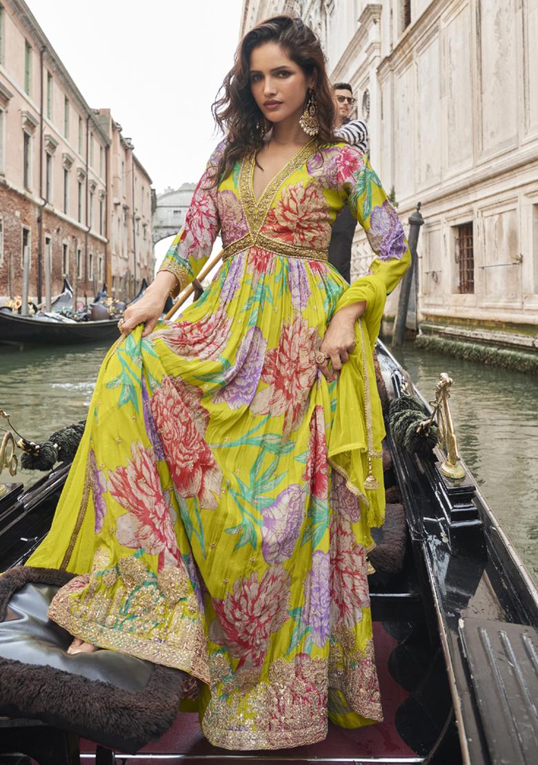 Light Green Embroidery Silk Kurta Set - Indya