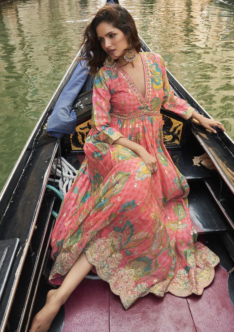 Peach Embroidery jacquard Kurta Set - Indya