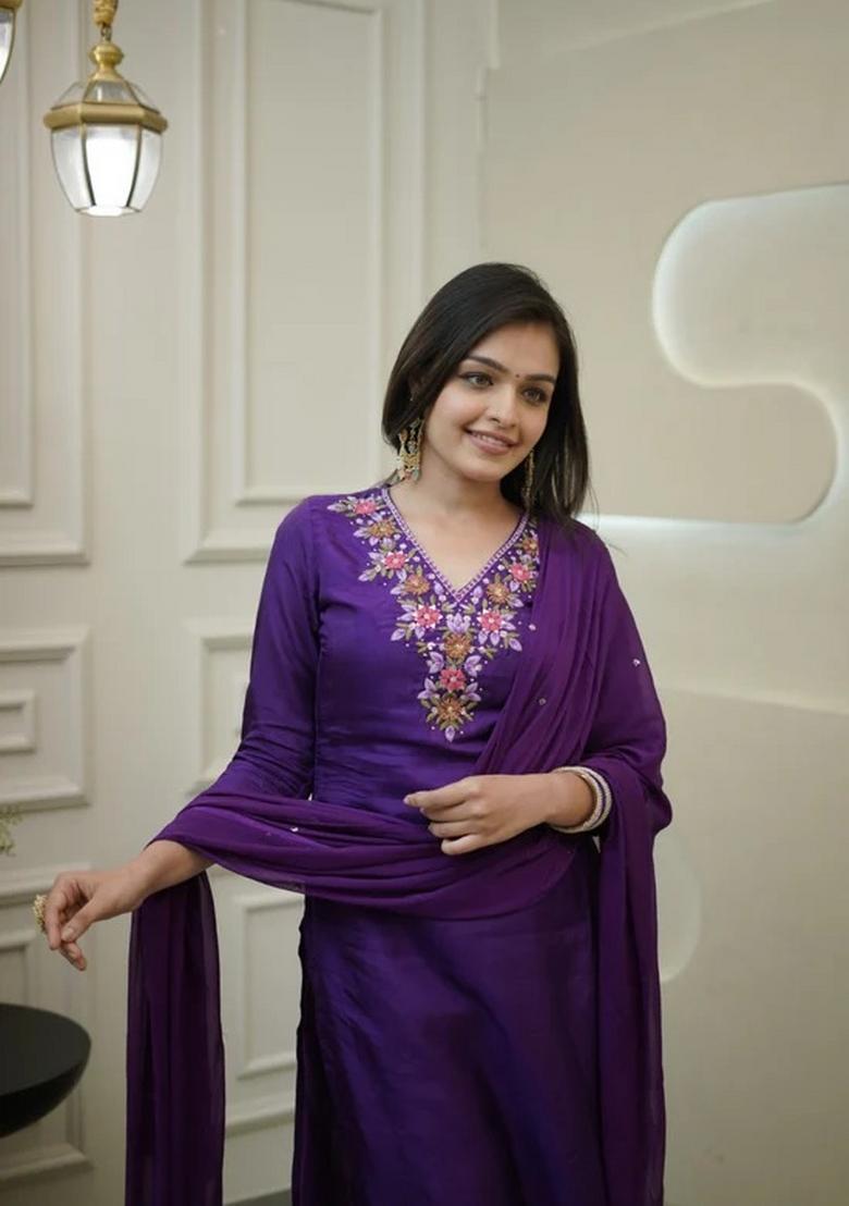 Purple Motif Vichitra Kurta Set - Indya