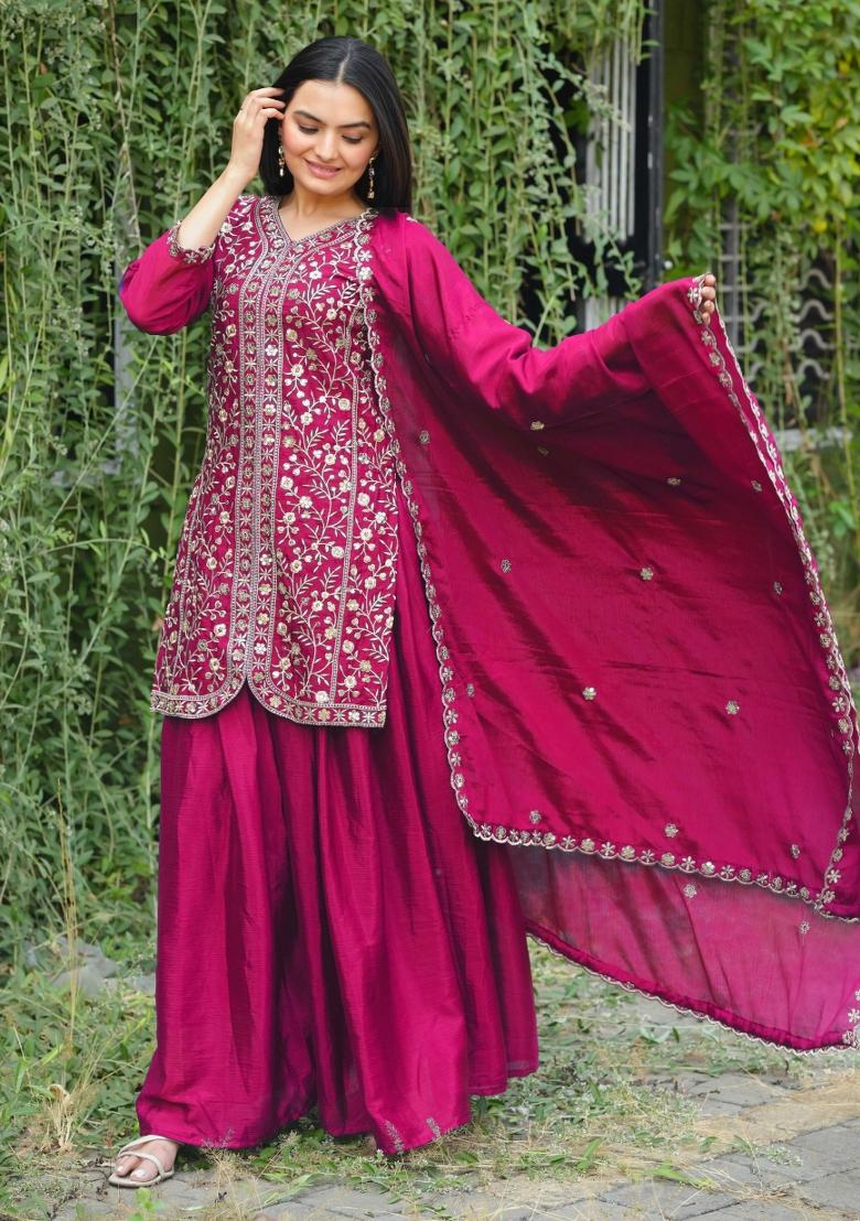 Pink Motif Chinon Kurta Set - Indya