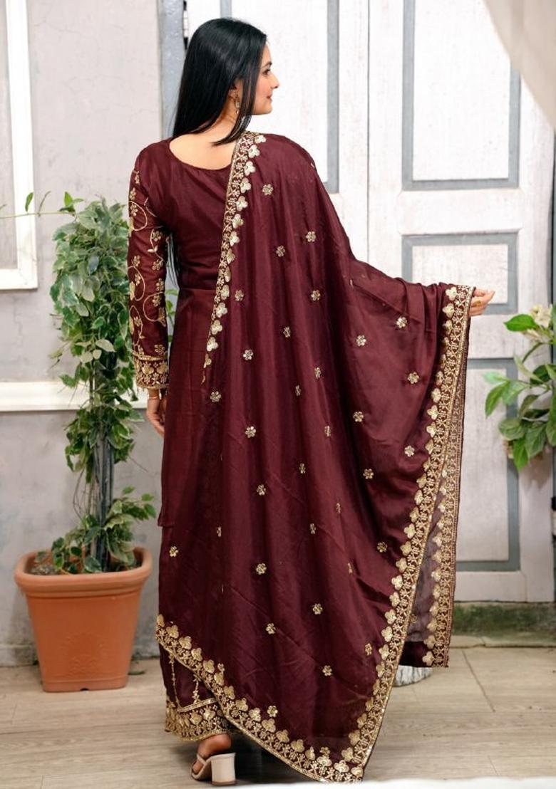 Dark Brown Motif Chinon Kurta Set - Indya