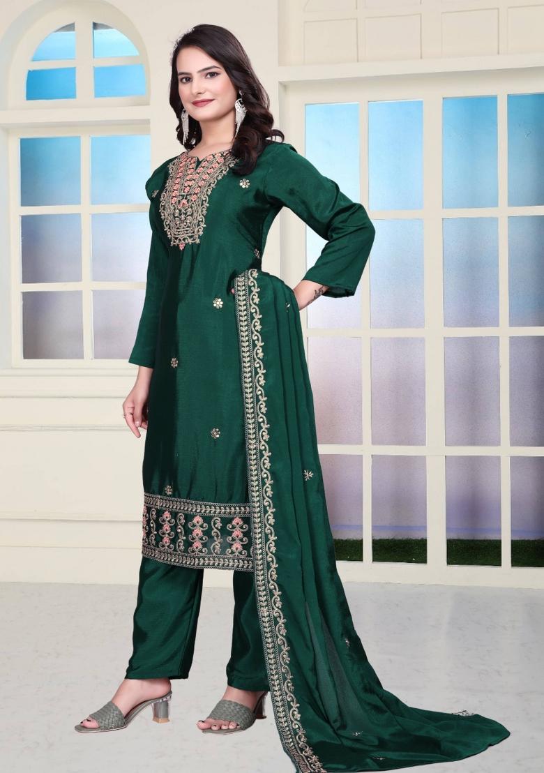 Green Motif Chinon Kurta Set - Indya