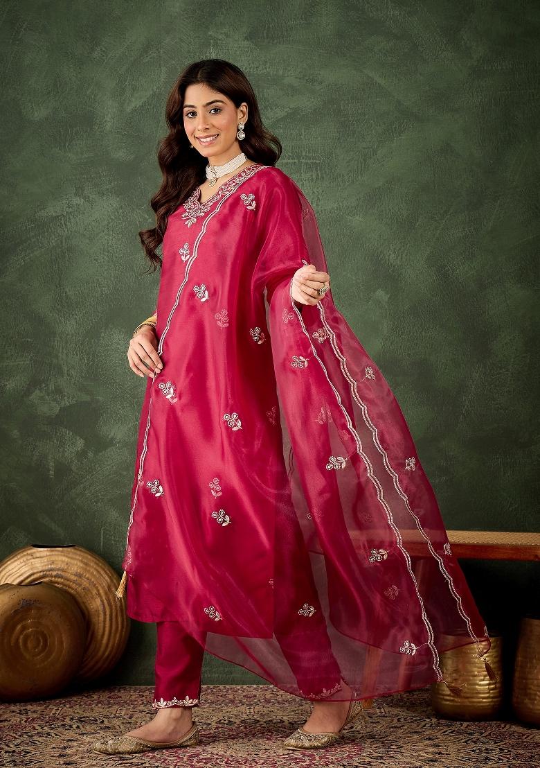 Cherry Red Motif Silk Kurta Set - Indya