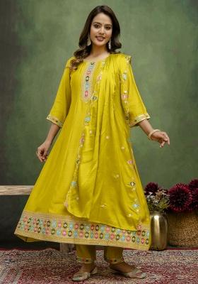 Lemon Motif Silk Kurta Set