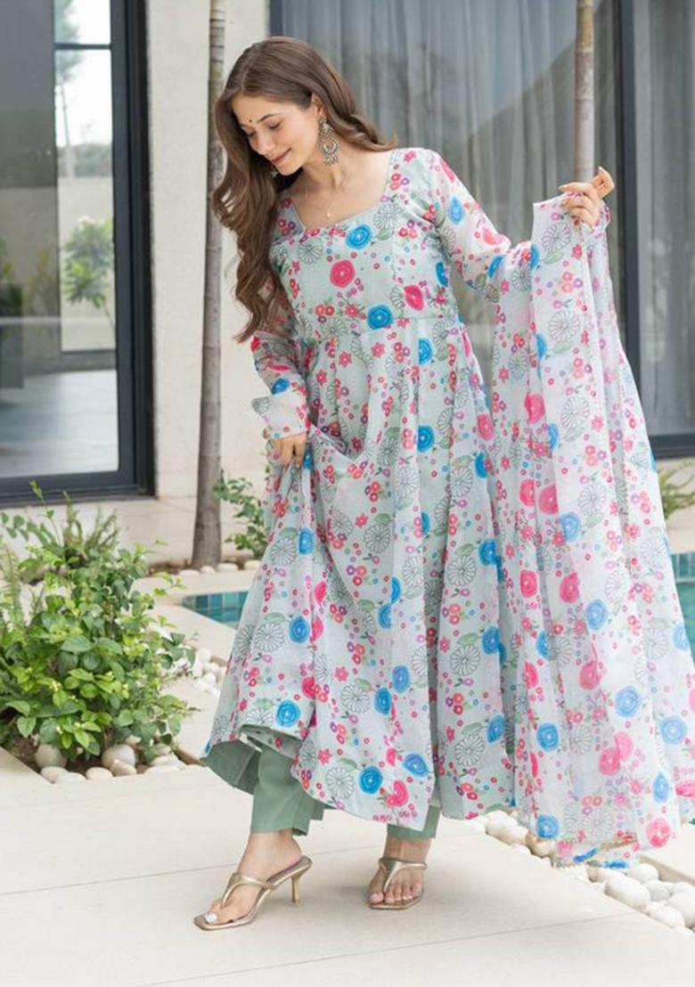 Off White Motif Soft Organza Kurta Set - Indya