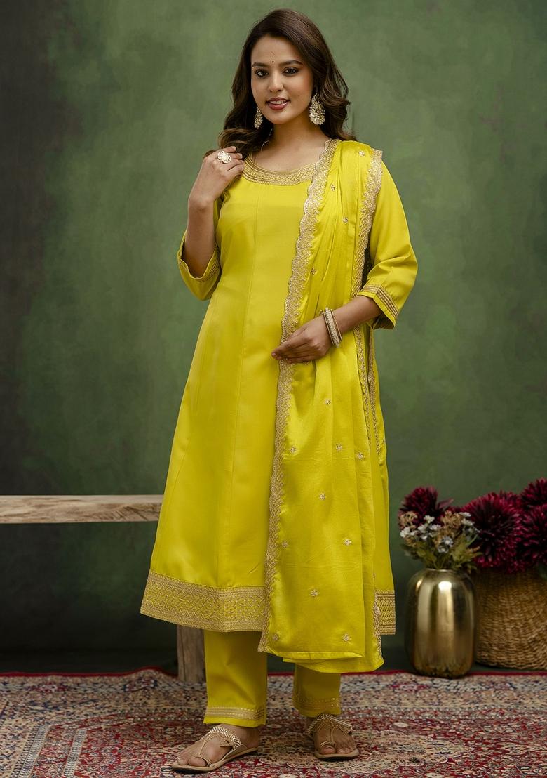 Lemon Motif Viscose Rayon Kurta Set - Indya
