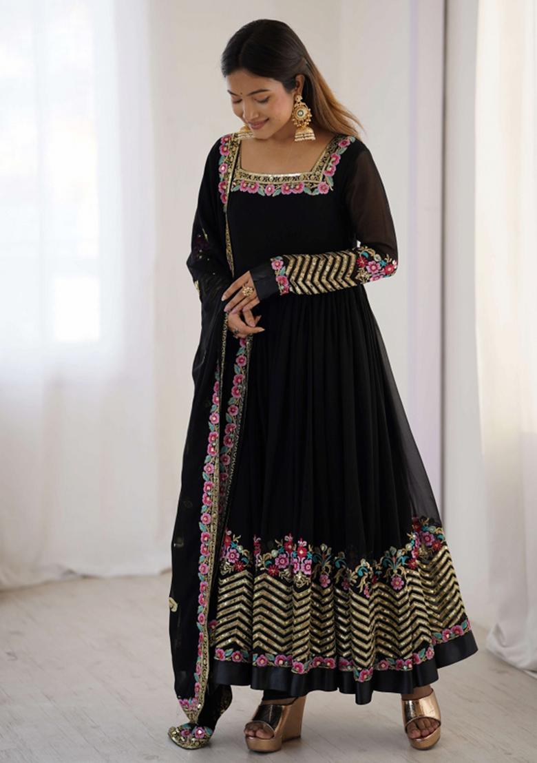 Black Embroidery Georgette Kurta Set - Indya