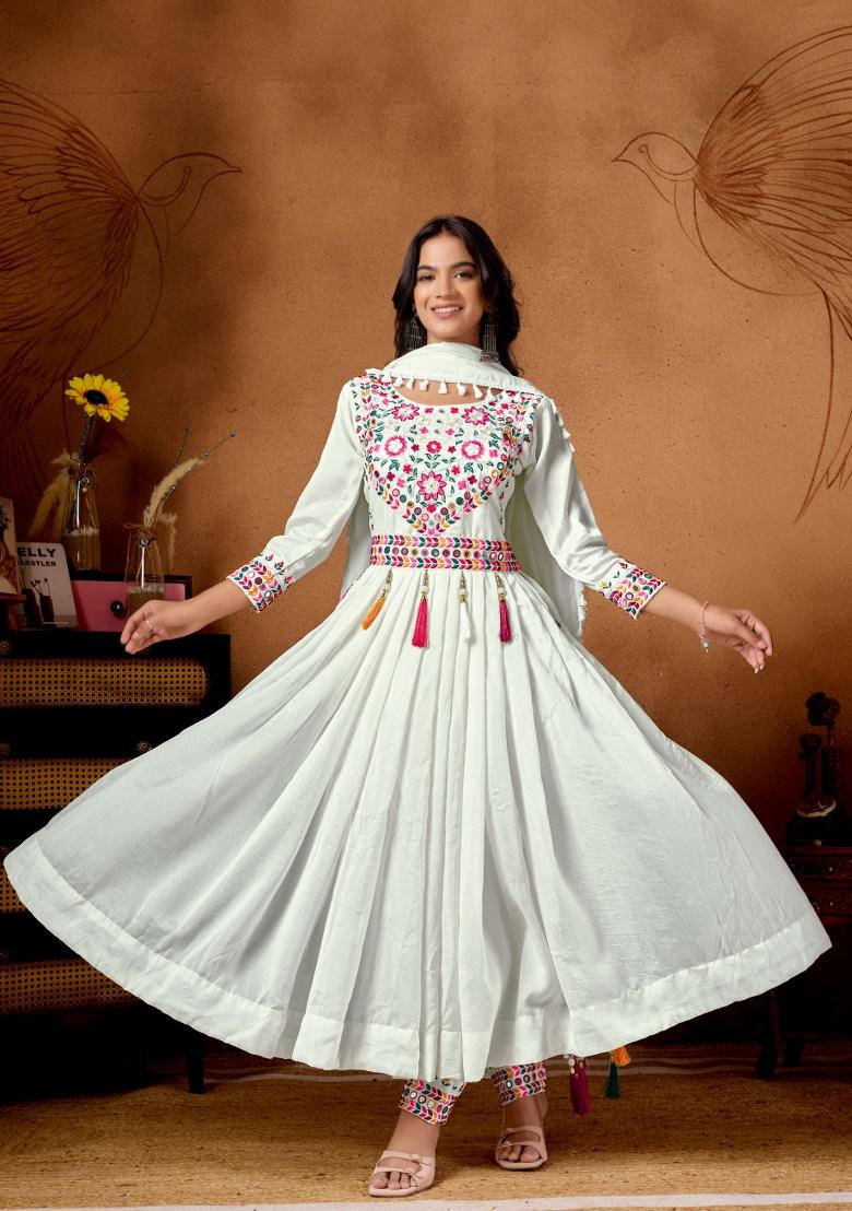 White Embroidery Silk Kurta Set - Indya