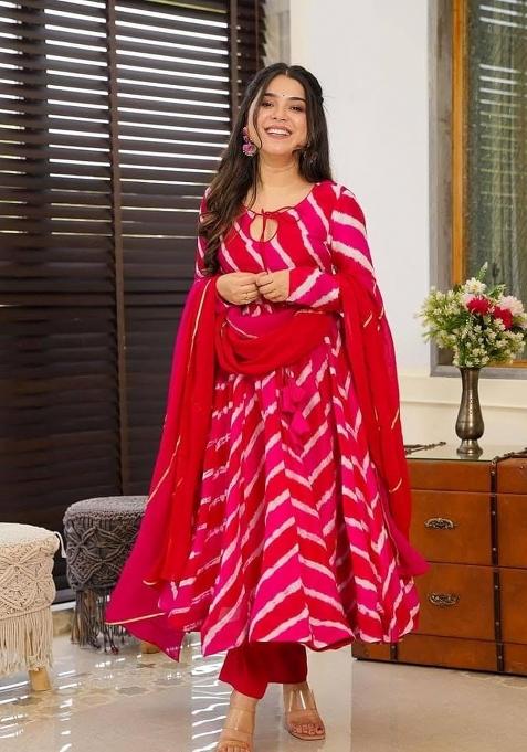 Pink Embroidery Muslin Kurta Set