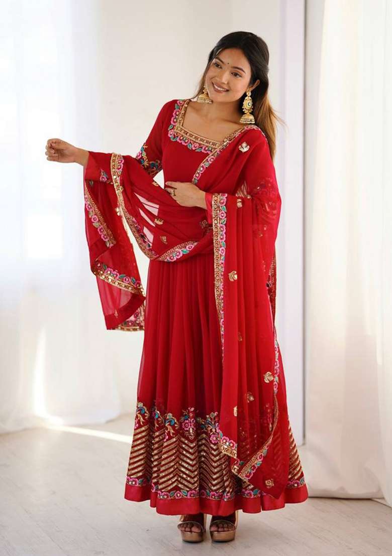 Red Embroidery Georgette Kurta Set - Indya