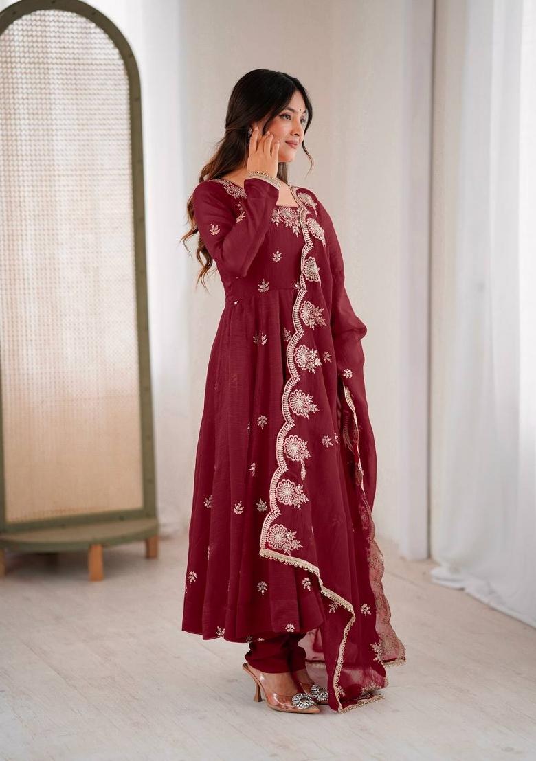 Maroon Embroidery Silk Kurta Set - Indya