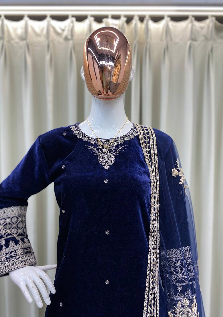 Blue Embroidery Velvet Kurta Set - Indya