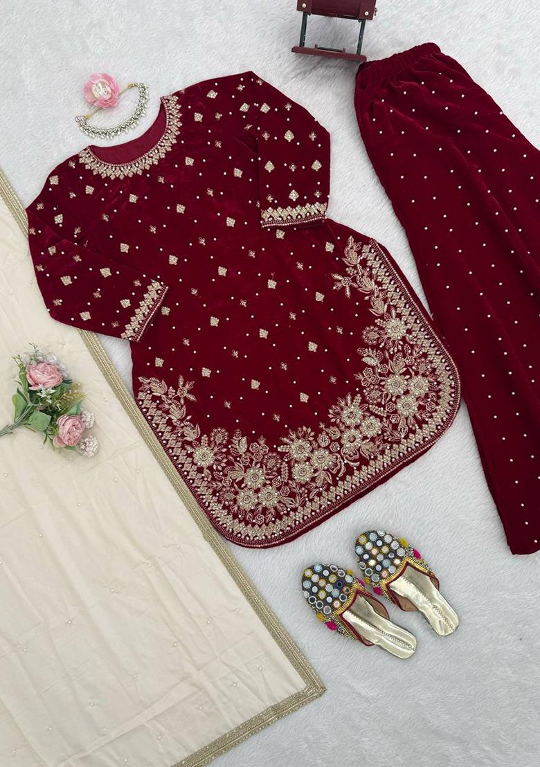 Maroon Thread Sequence With Peral Work Velvet Kurta Set - Indya