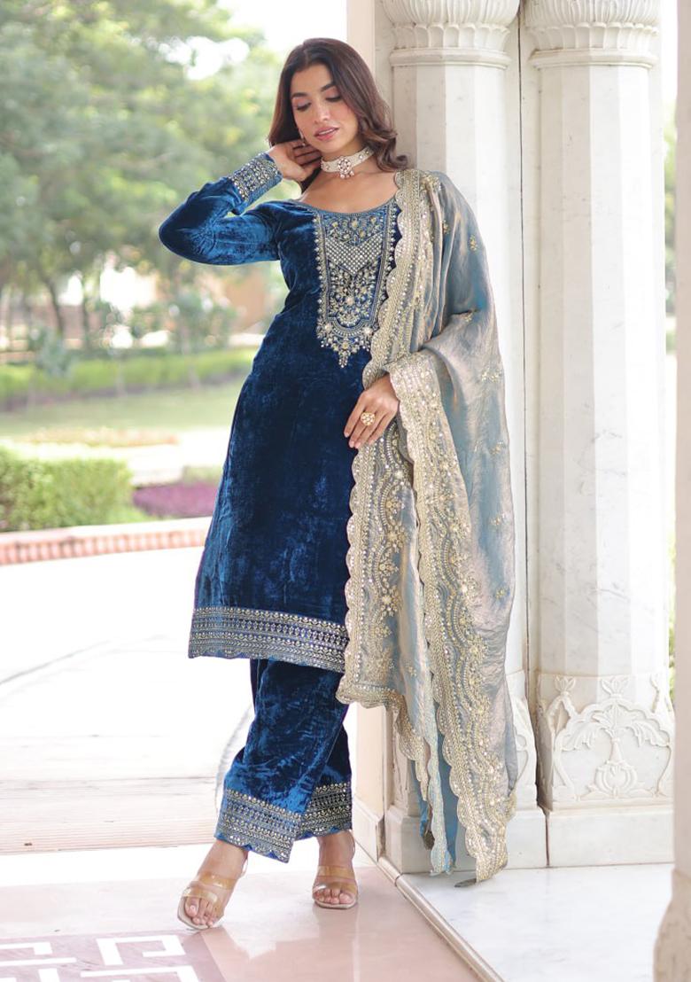 Morpeach Rich Sequins And Zari Embroidered Work Velvet Kurta Set - Indya