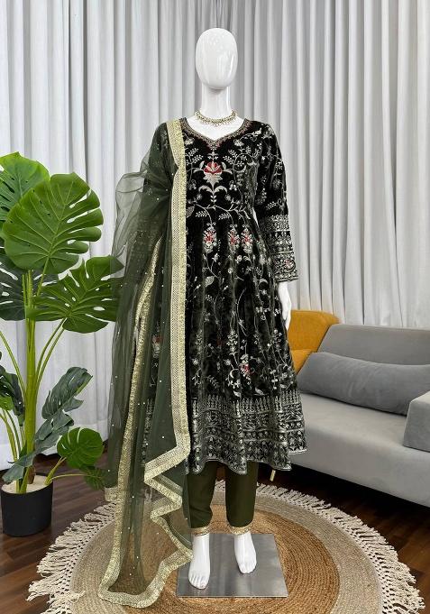 Mehendi Thread With Sequence Work Velvet Kurta Set