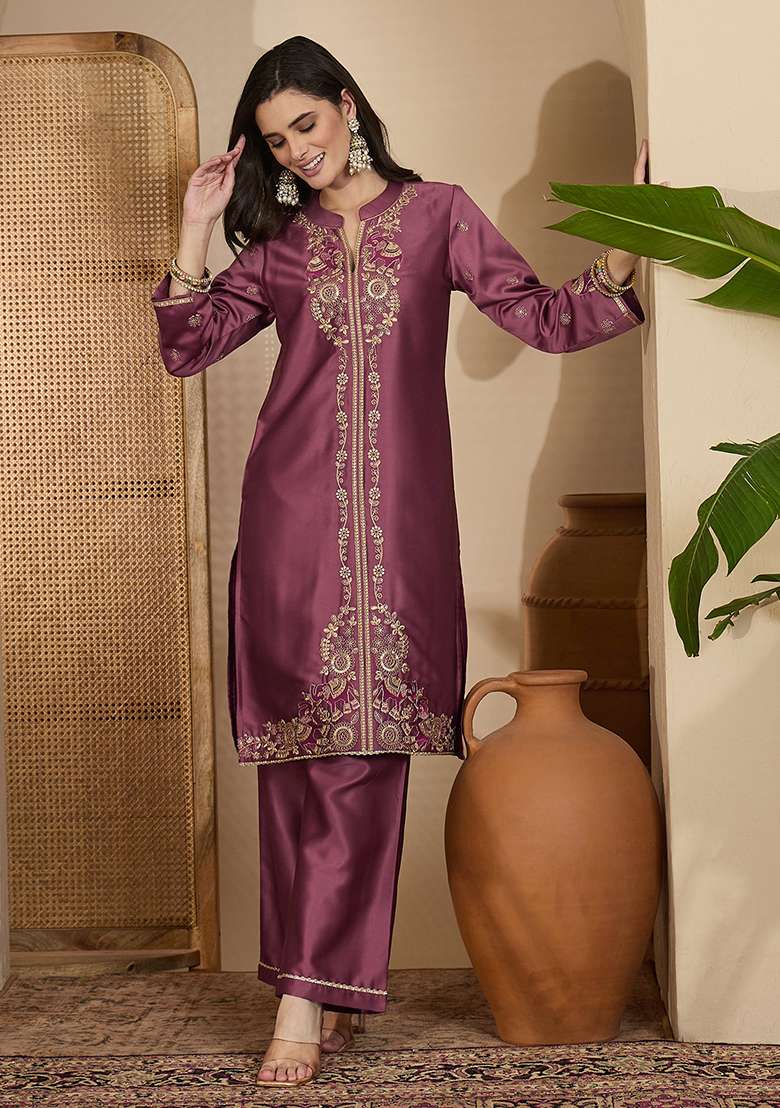 Mauve Zari Sequence Thread Embroidered Silk Kurta Pant Set - Indya
