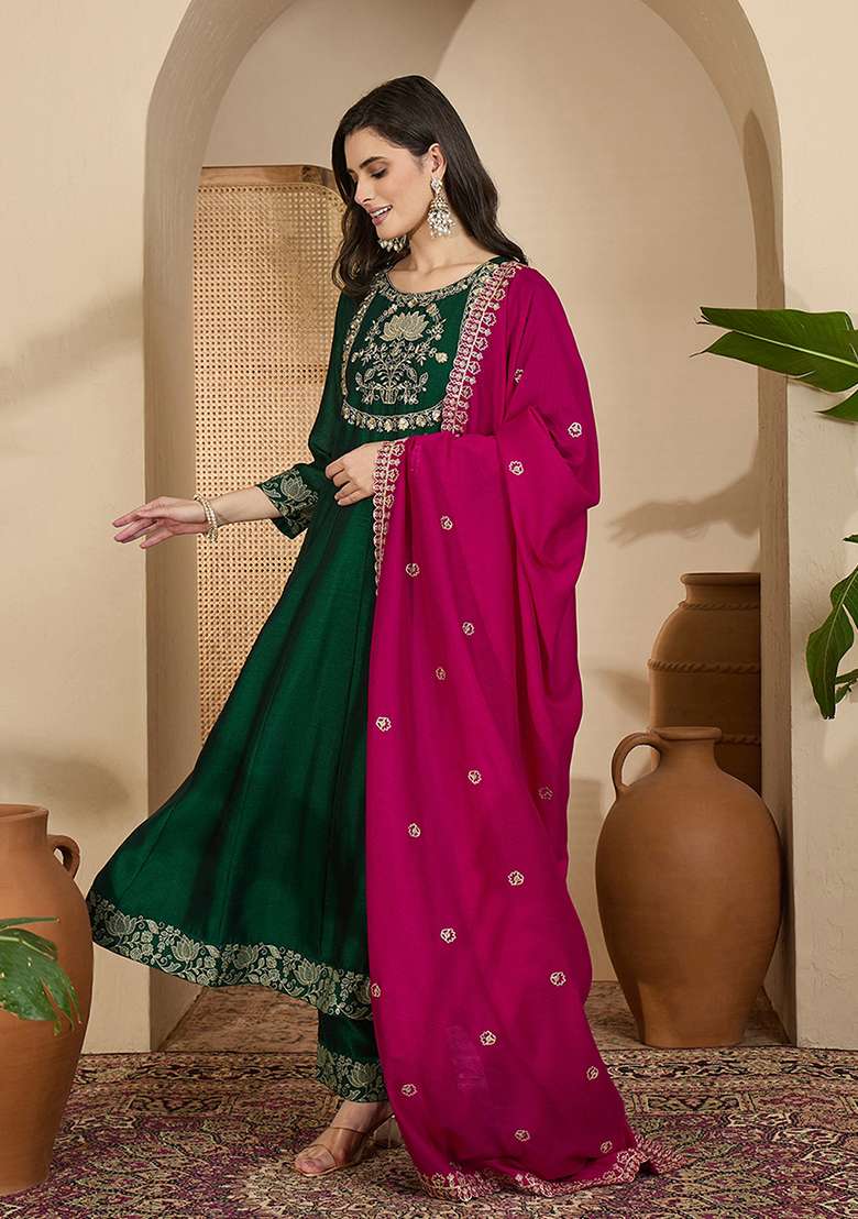 Green Printed Vichitra Kurta Set - Indya
