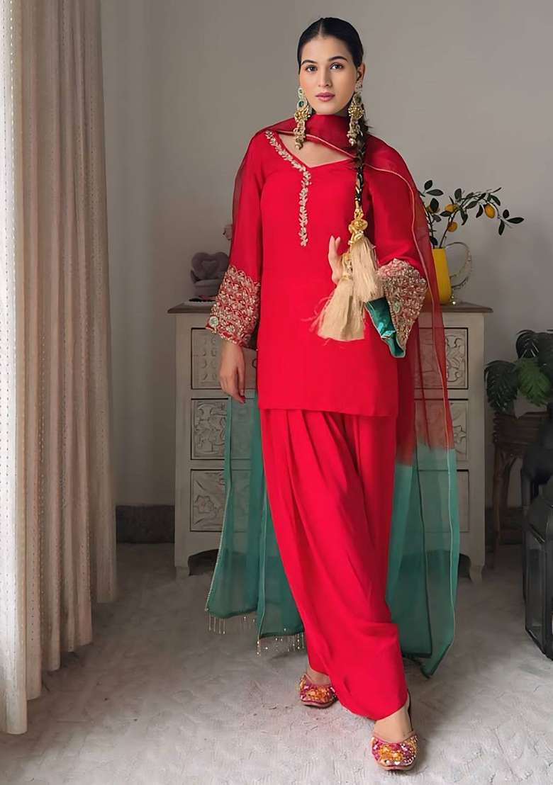 Red Embroidery Georgette Kurta Set - Indya