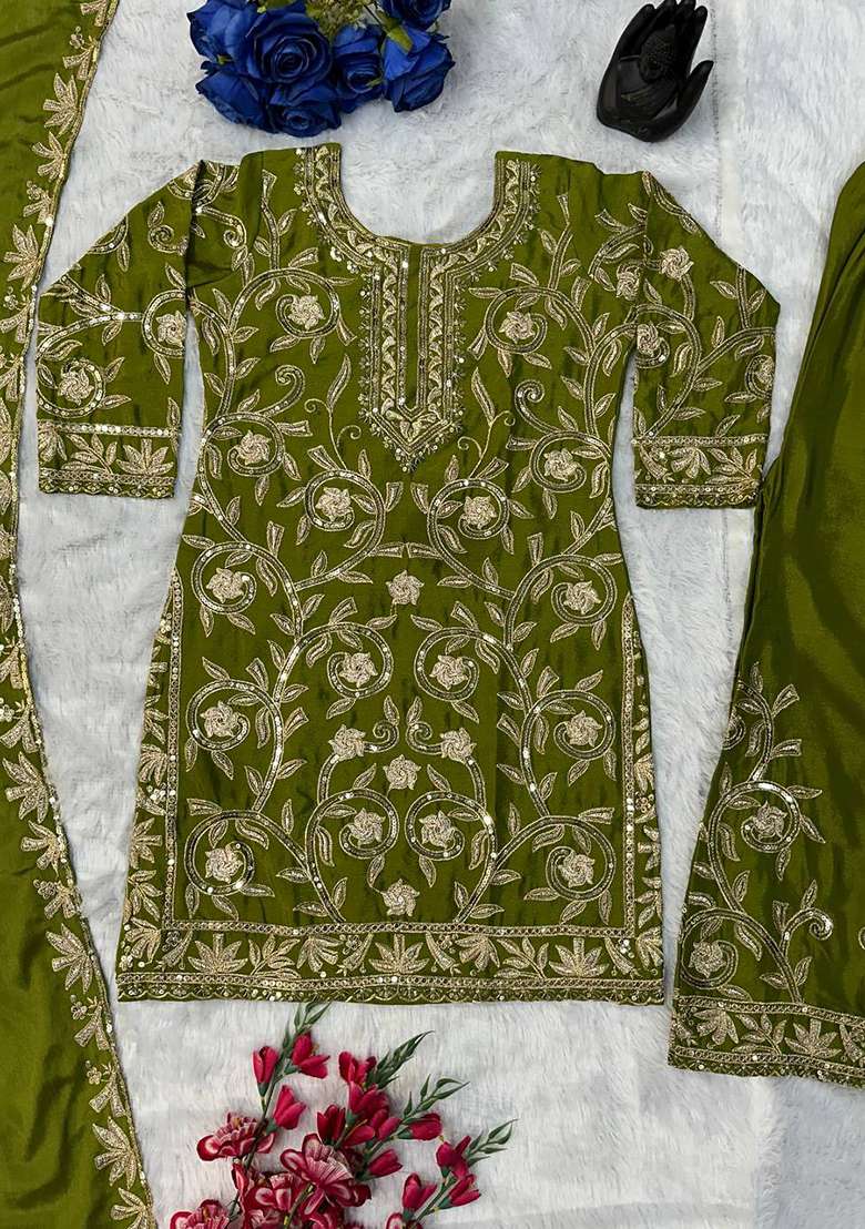 Green Embroidery Chinon Kurta Set - Indya