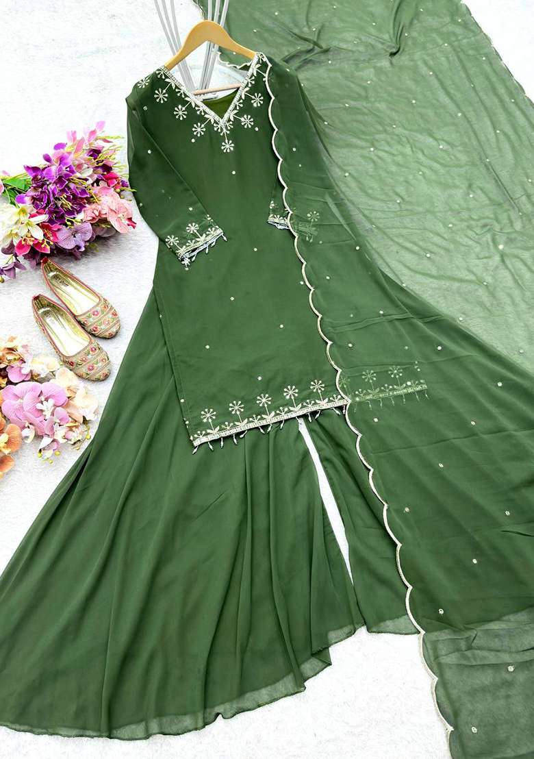 Green Embroidery Georgette Kurta Set - Indya