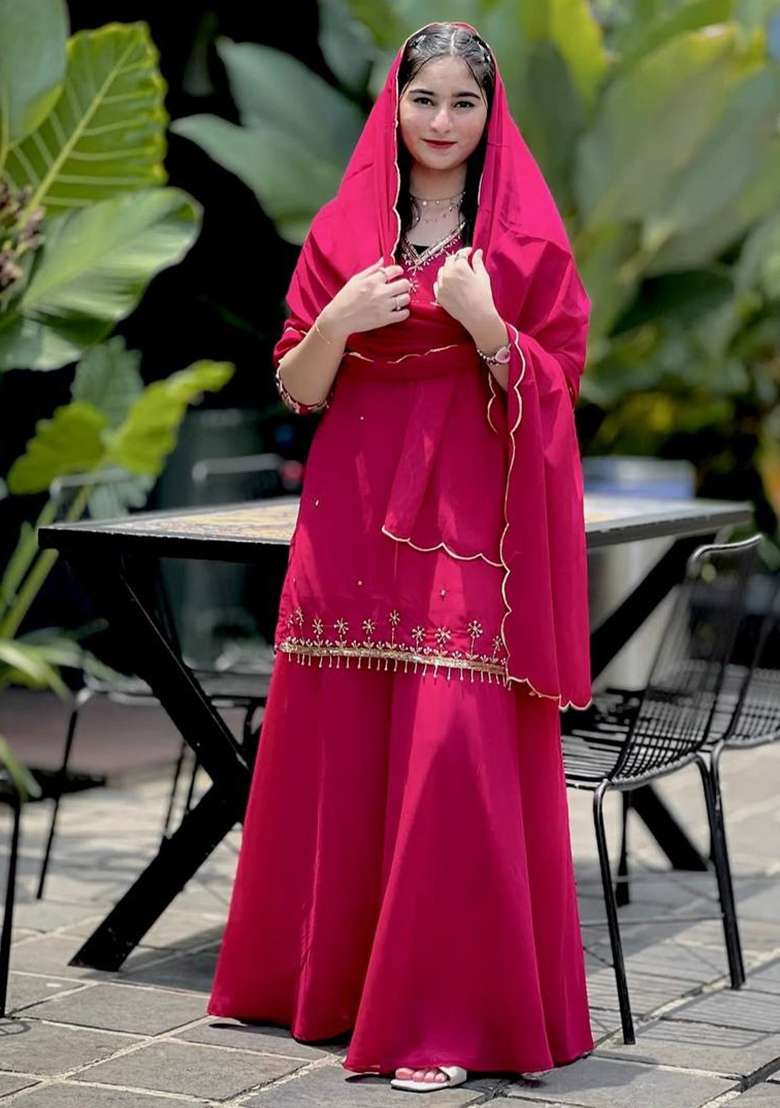 Pink Embroidery Georgette Kurta Set - Indya