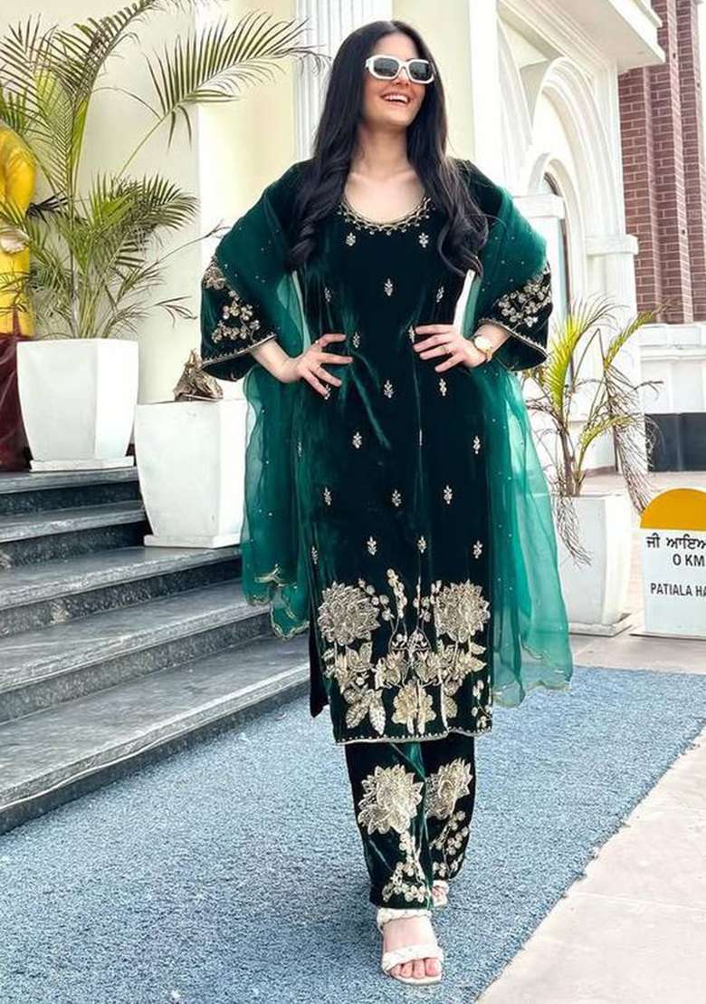 Dark Green Embroidery Viscose Velvet Kurta Set - Indya