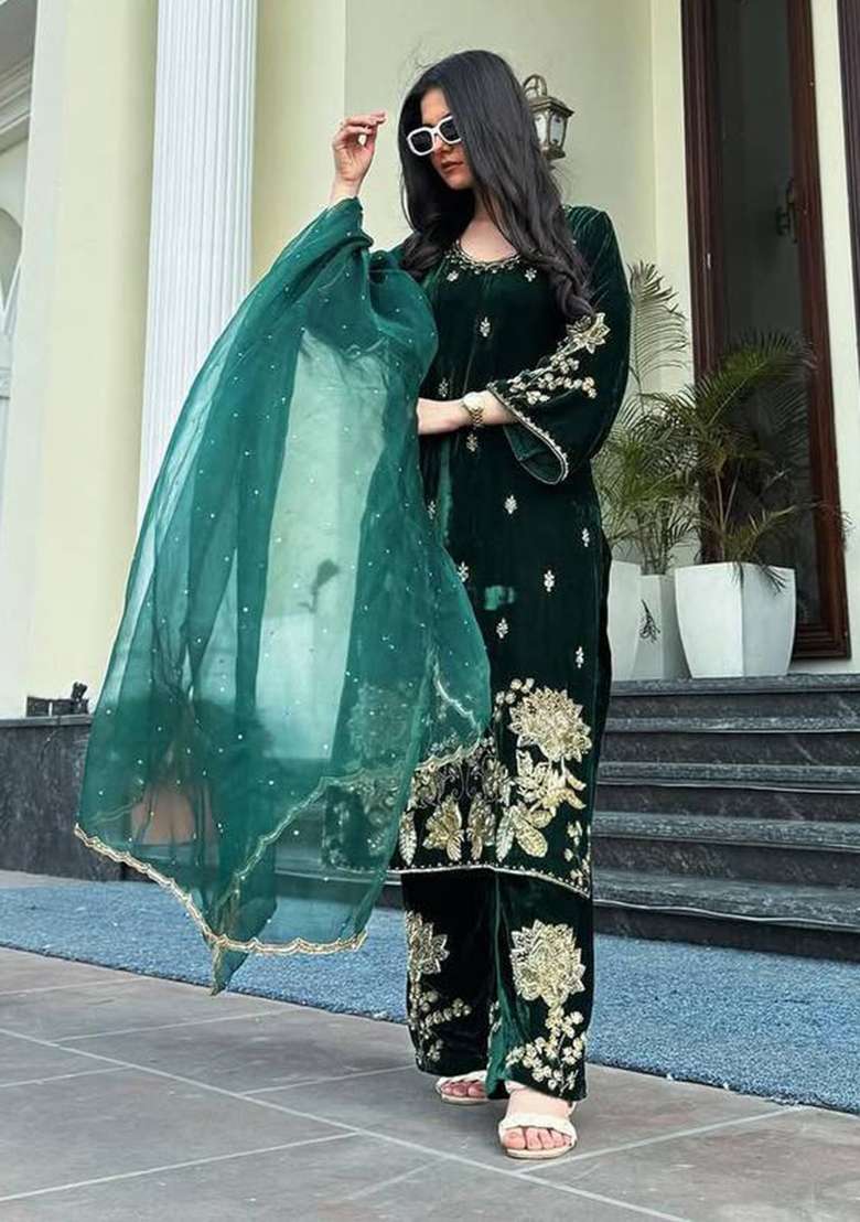 Dark Green Embroidery Viscose Velvet Kurta Set - Indya