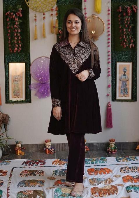 Purple Embroidery Velvet Salwar Kameez