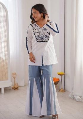 White Embroidery Silk Salwar Kameez