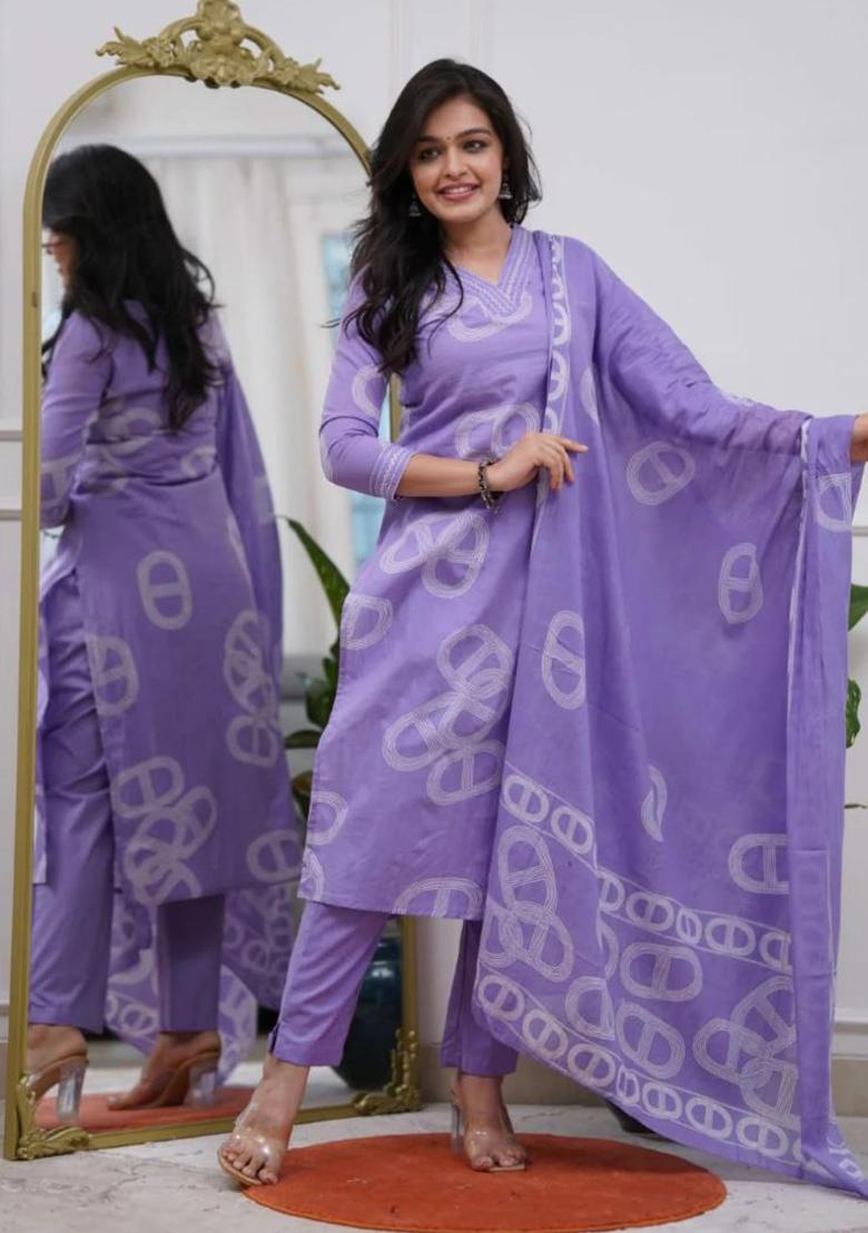 Blue Embroidery Viscose Chanderi Kurti Set - Indya
