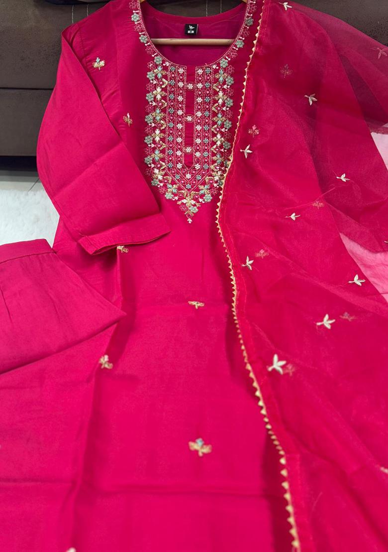 Rani Pink Embroidery Viscose Chanderi Kurti Set - Indya