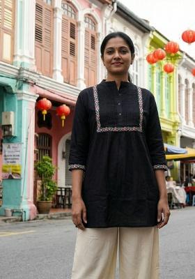 Black Embroidery Heavy Rayon Kurti Set