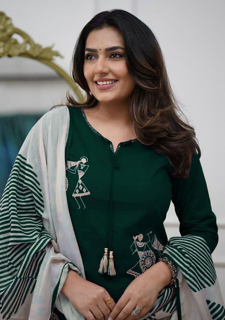 Green Embroidery Viscose Reyon Kurti Set - Indya