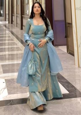 Black Embroidery Velvet Kurti Set