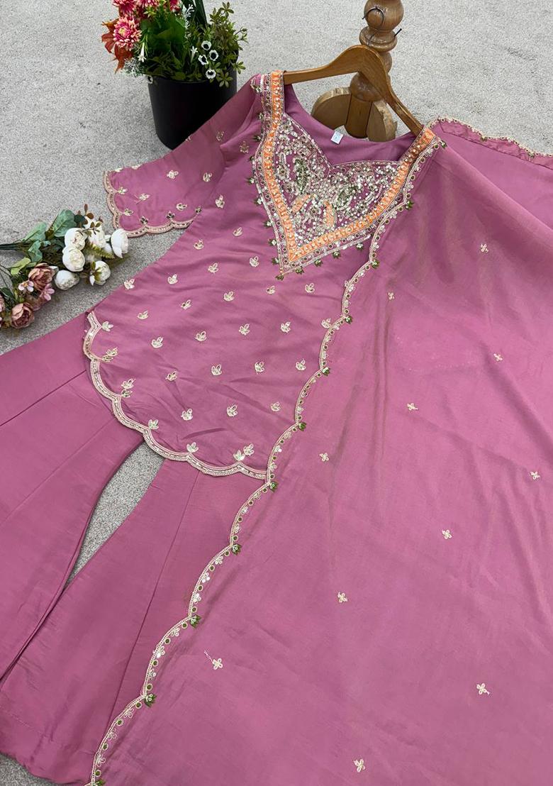 Mauve Pink Embroidery Silk Kurta Set - Indya