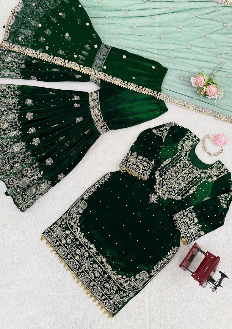 Green Embroidery Velvet Kurta Set - Indya