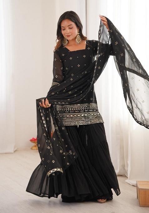Black Mirror With Handwork Georgette Sharara