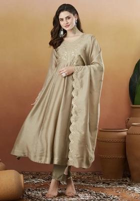 Cream Thread Work Silk Kurta Set