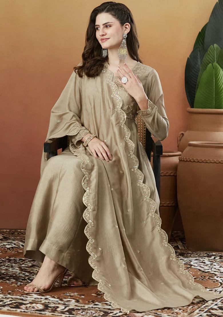 Cream Thread Work Silk Kurta Set - Indya