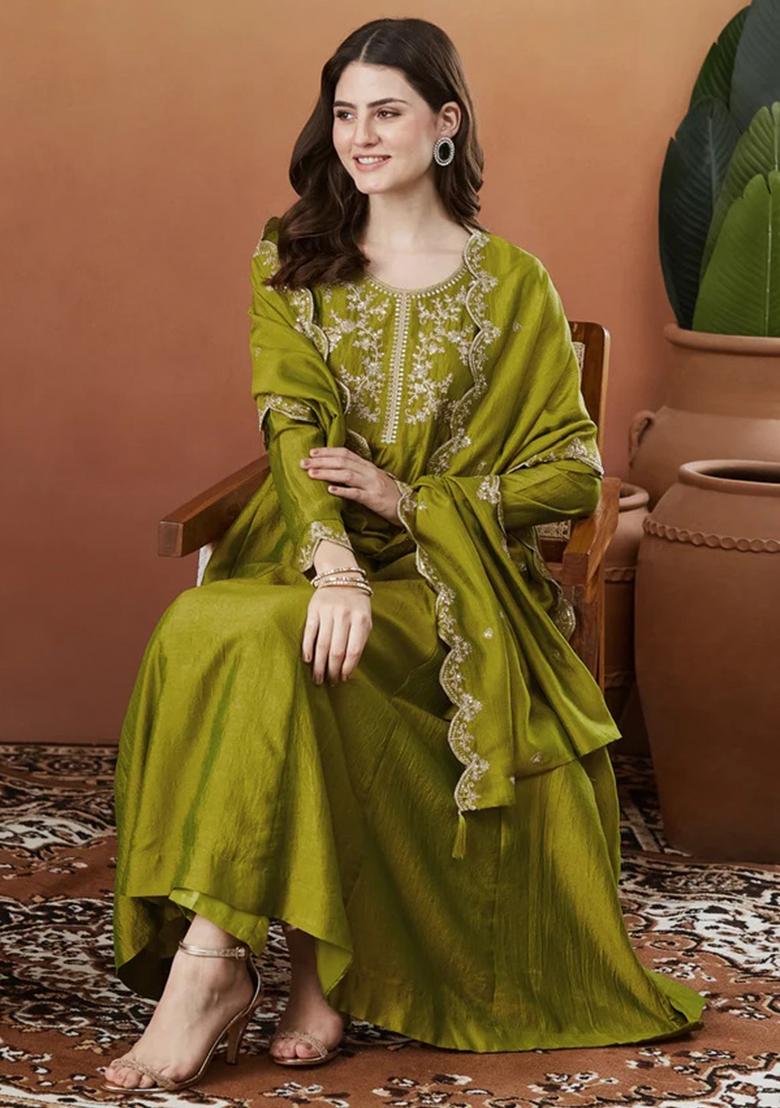 Mehendi Thread Work Silk Kurta Set - Indya