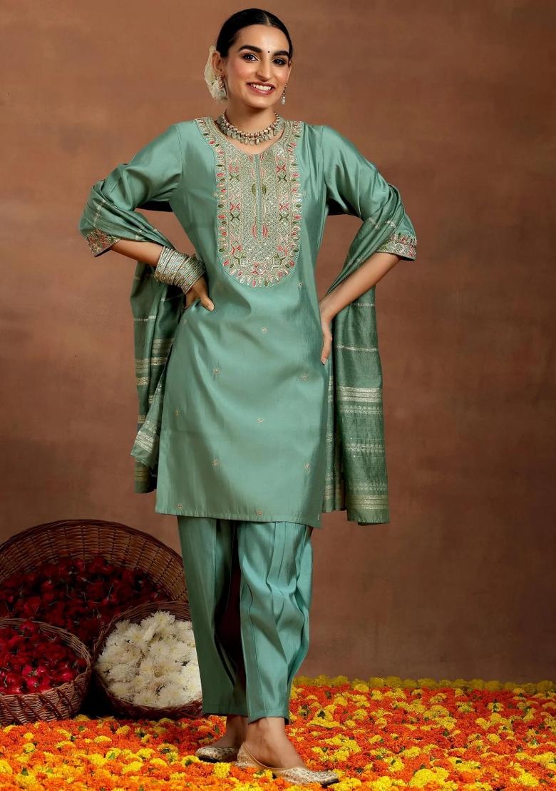 Light Green Thread Work Chanderi Kurta Set - Indya