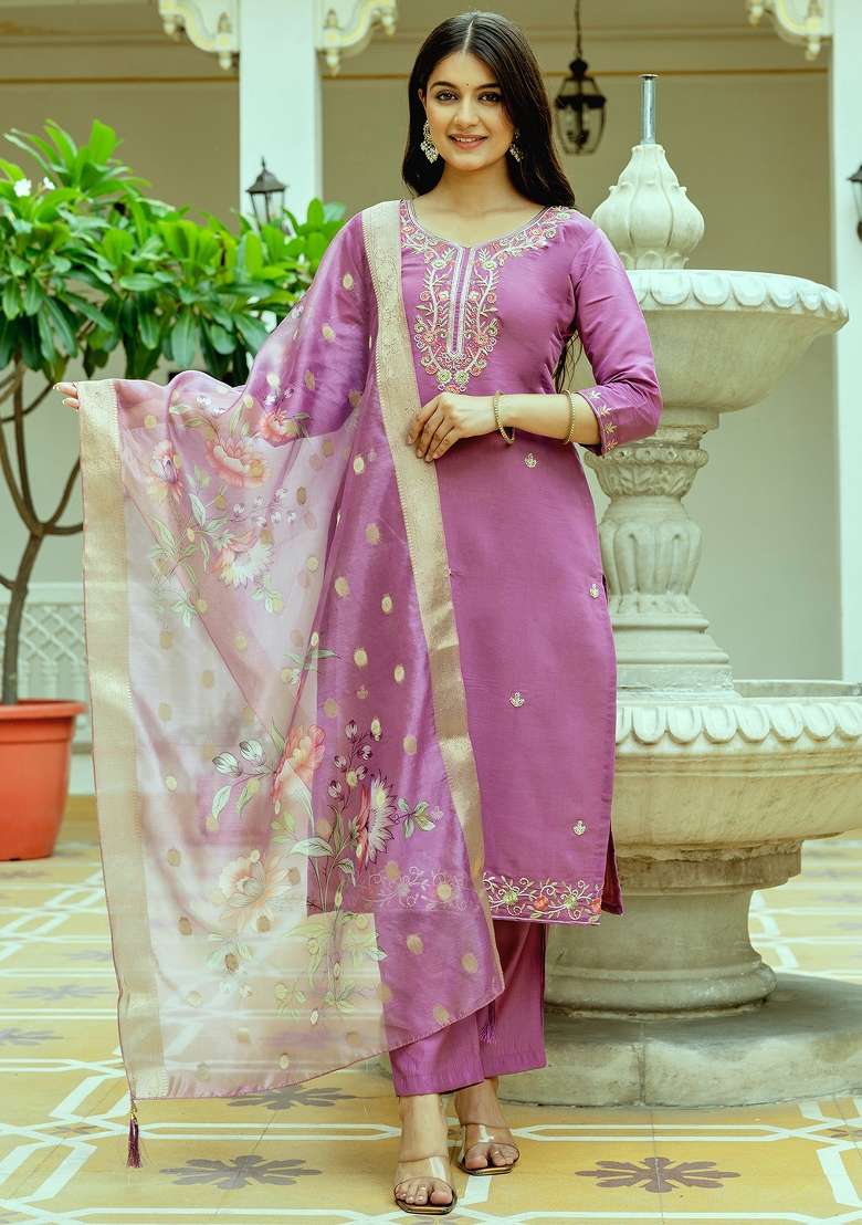 Pink Embroidered Chanderi Straight Kurta Set - Indya