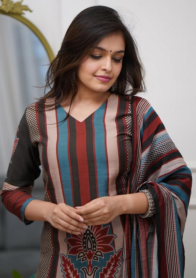 Multicolor Floral Print Rayon Kurta Set - Indya