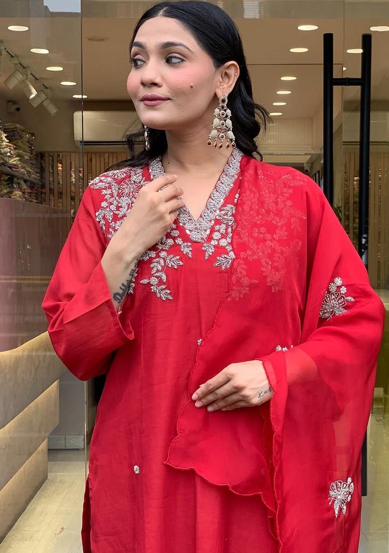 Red Thread Work Chanderi Kurta Set - Indya