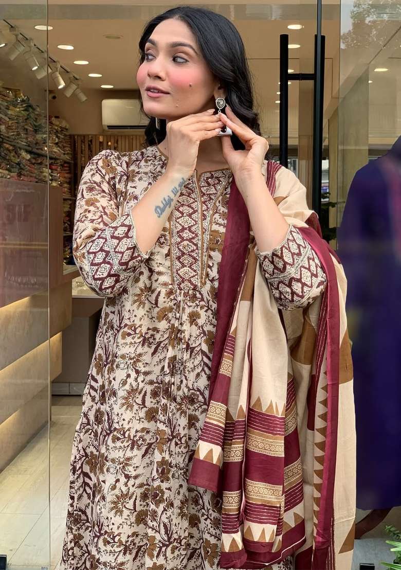 Cream Floral Print Cotton Straight Kurta Set - Indya