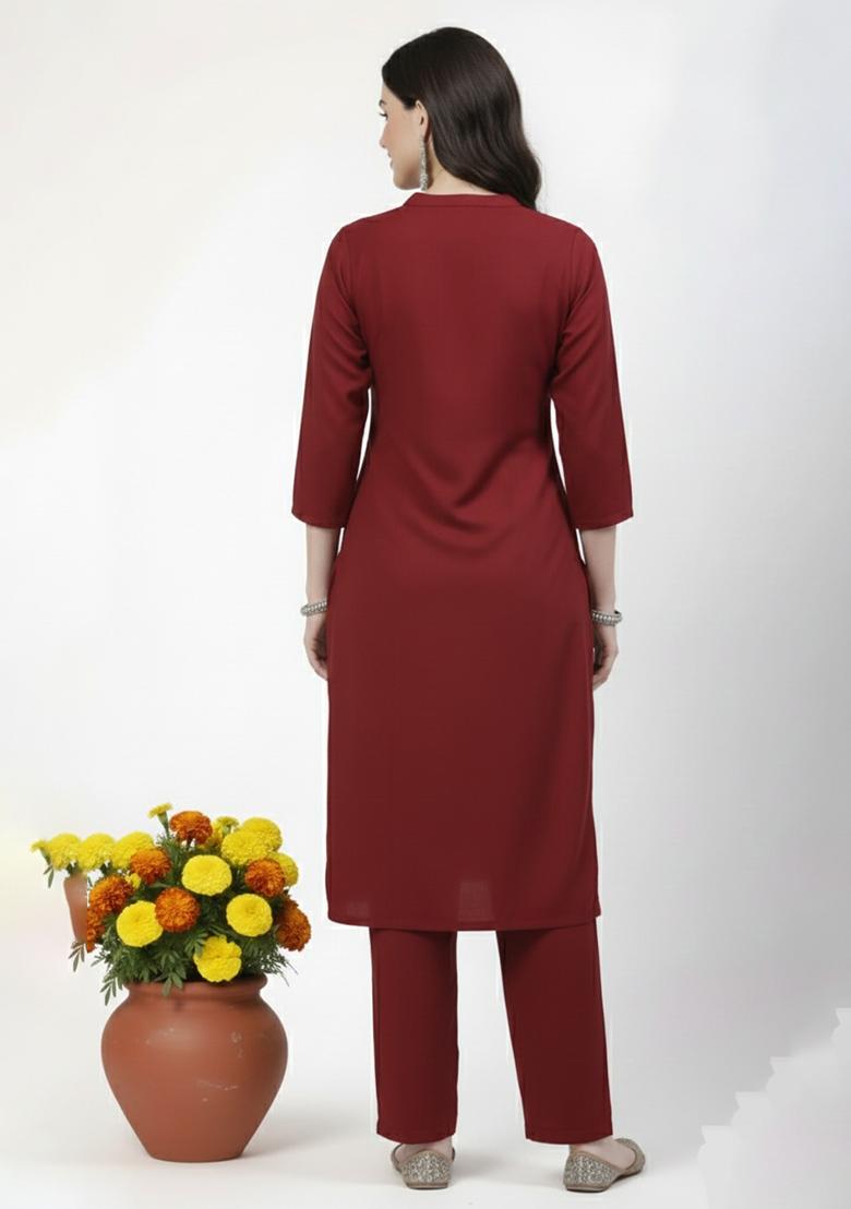 Red Machine Embroidery Rayon Kurta Set - Indya