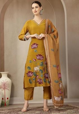 Mustard Floral Print Chanderi Silk Kurta Dupatta Set