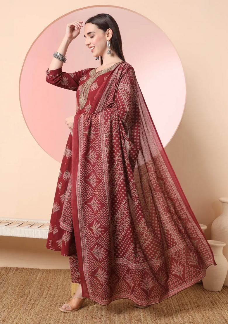 Maroon Motif Cotton Kurta Dupatta Set - Indya