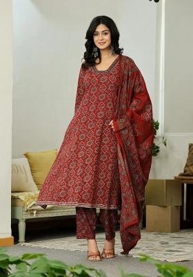 Maroon Motif Cotton Kurta Dupatta Set